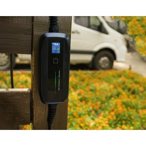 Ładowarka przenośna BESEN PCD030 3,5 kW 16 A + App I FLOWEV