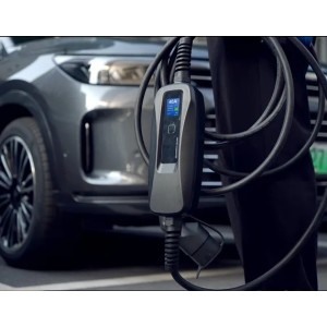 Ładowarka przenośna BESEN PCD040 7 kW 32 A + App I FLOWEV